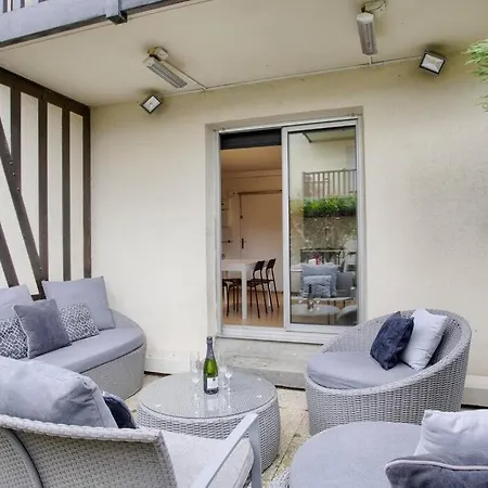 Апартаменты Hsh Avec Jardin Au Coeur De Довиль